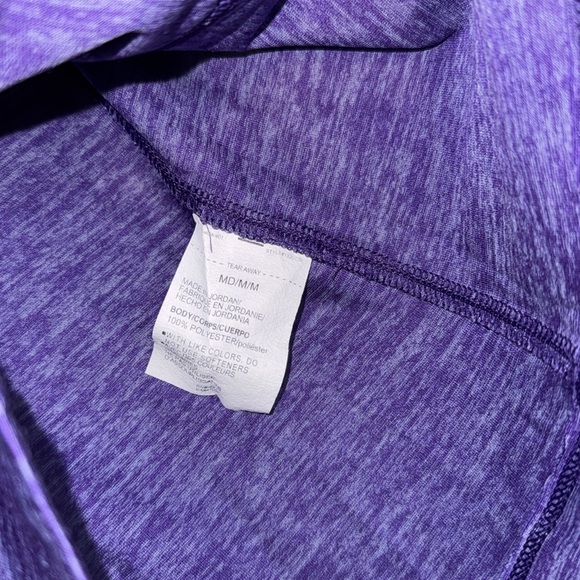 Women’s Under Armour Quarter-Zip
Size Medium - Picture 4 of 4